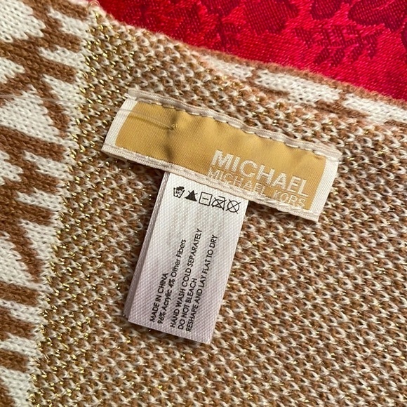 Brand New Michael Kors Hat & Scarf Set Camel Logo Knit w/ Gold Tone Accents - Picture 5 of 7